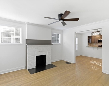 1107 Hardee Street Ne - Photo Thumbnail 8