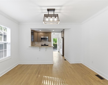 1107 Hardee Street Ne - Photo Thumbnail 10