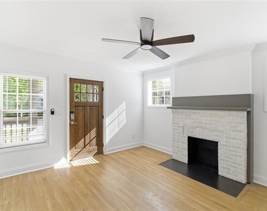 1107 Hardee Street Ne - Photo Thumbnail 6