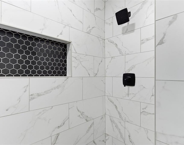 1107 Hardee Street Ne - Photo Thumbnail 27