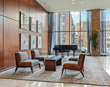 655 W Irving Park Road - Photo Thumbnail 4