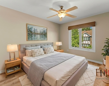 9241 Windsor Parkway - Photo Thumbnail 15