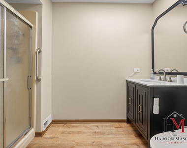 9241 Windsor Parkway - Photo Thumbnail 20