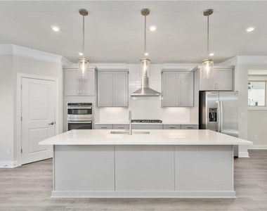 1346 Rosen Road - Photo Thumbnail 6