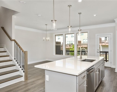 1346 Rosen Road - Photo Thumbnail 10