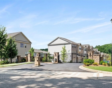 1346 Rosen Road - Photo Thumbnail 1