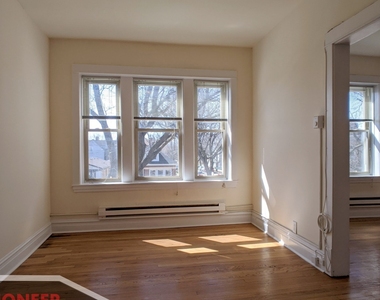 2915 W George Street - Photo Thumbnail 3