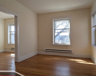 2915 W George Street - Photo Thumbnail 1