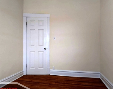 2915 W George Street - Photo Thumbnail 8
