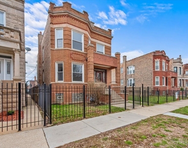 5233 W Quincy Street - Photo Thumbnail 17
