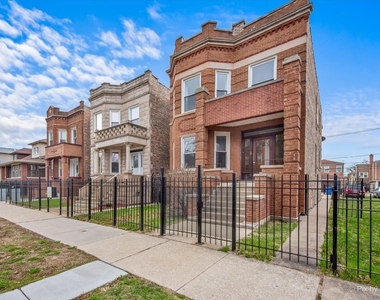 5233 W Quincy Street - Photo Thumbnail 16