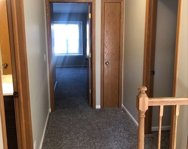 2343 County Farm Lane - Photo Thumbnail 10