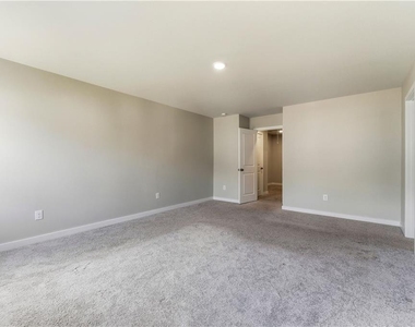 7445 Quinn Place - Photo Thumbnail 12