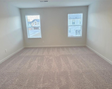7445 Quinn Place - Photo Thumbnail 15