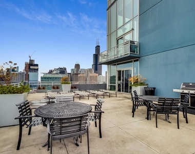 737 W Washington Boulevard - Photo Thumbnail 12
