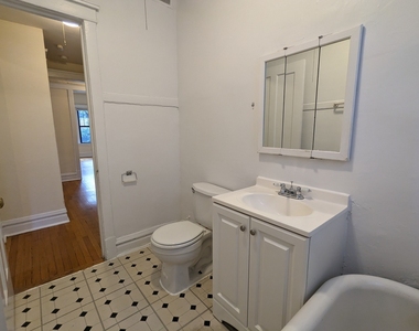 2526 N Kedzie Avenue - Photo Thumbnail 16