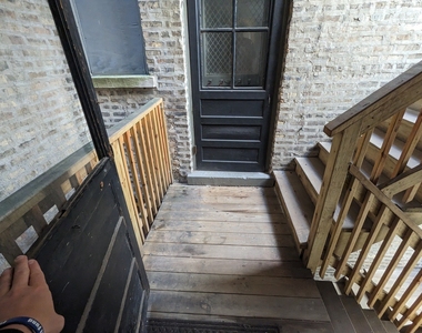 2526 N Kedzie Avenue - Photo Thumbnail 14