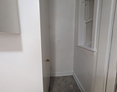 2526 N Kedzie Avenue - Photo Thumbnail 13