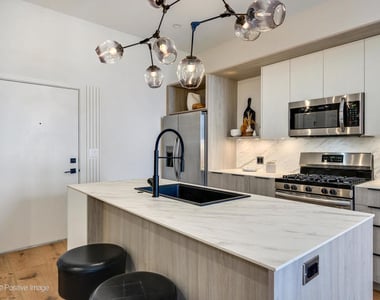 11 W Prospect Avenue - Photo Thumbnail 3