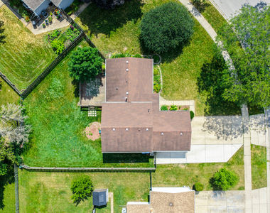 2122 Kensington Drive - Photo Thumbnail 42