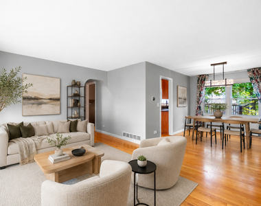 2122 Kensington Drive - Photo Thumbnail 3
