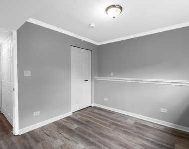 2122 Kensington Drive - Photo Thumbnail 16