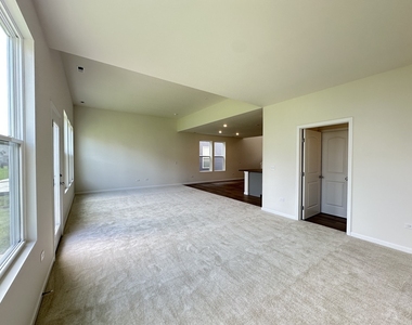 2656 Lawlor Lane - Photo Thumbnail 6