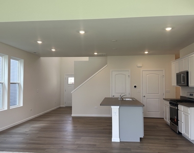 2656 Lawlor Lane - Photo Thumbnail 4