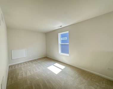2656 Lawlor Lane - Photo Thumbnail 8