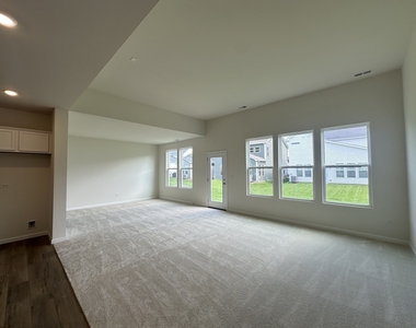 2656 Lawlor Lane - Photo Thumbnail 5