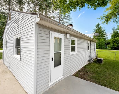 416 Grand Avenue - Photo Thumbnail 10