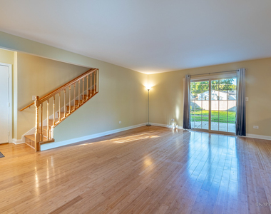 44 Laurel Trail - Photo Thumbnail 5