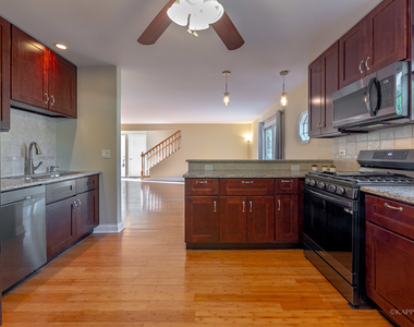 44 Laurel Trail - Photo Thumbnail 9