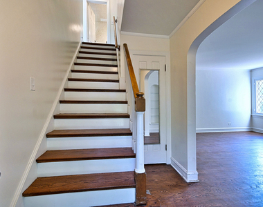 2147 N 78th Avenue - Photo Thumbnail 4