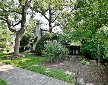 2147 N 78th Avenue - Photo Thumbnail 2