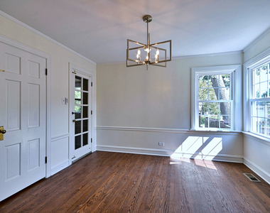 2147 N 78th Avenue - Photo Thumbnail 10