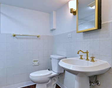 2147 N 78th Avenue - Photo Thumbnail 34