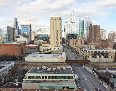 1620 S Michigan Avenue - Photo Thumbnail 6