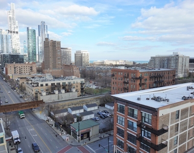 1620 S Michigan Avenue - Photo Thumbnail 7