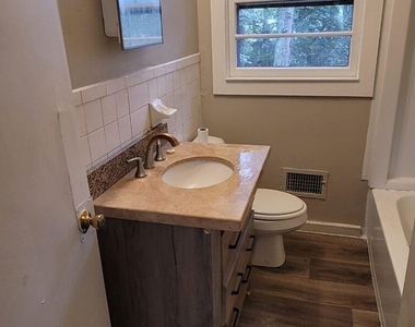 4267 Chamblee Tucker Road - Photo Thumbnail 4