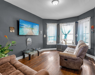 6949 S Justine Street - Photo Thumbnail 1