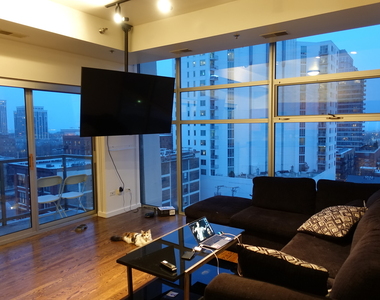 1620 S Michigan Avenue - Photo Thumbnail 2