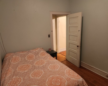 664 W Oakdale Avenue - Photo Thumbnail 12
