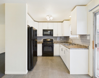 17681 Country Club Drive - Photo Thumbnail 6