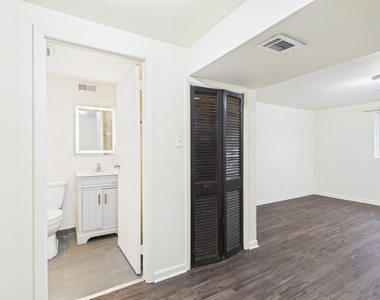17681 Country Club Drive - Photo Thumbnail 24