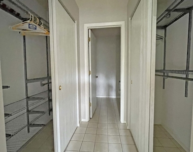 238 Green Knoll Lane - Photo Thumbnail 10