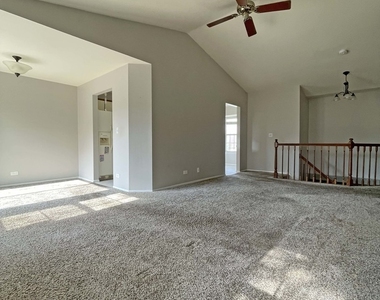 238 Green Knoll Lane - Photo Thumbnail 6