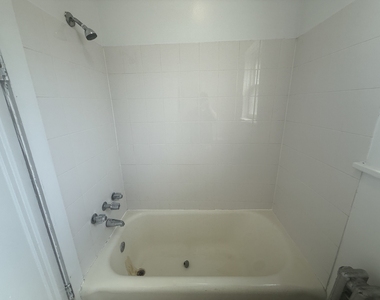 7542 Adams Street - Photo Thumbnail 7