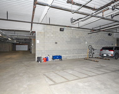 2139 W Madison Street - Photo Thumbnail 10