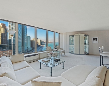 505 N Lake Shore Drive - Photo Thumbnail 1